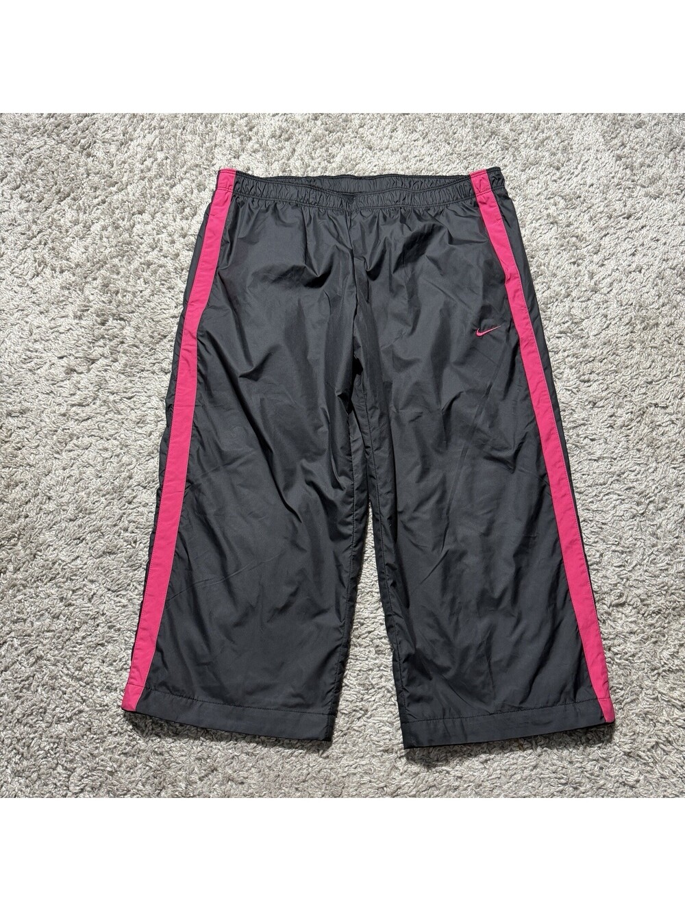 Nike Women’s Capri Track Pants Black Pink Stripe Size Medium M Y2K